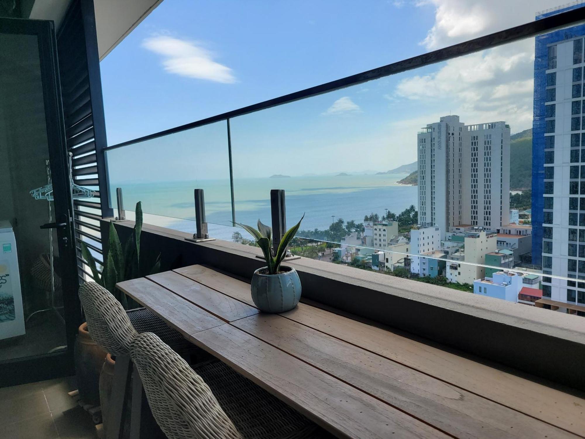 Flc Sea Tower Quy Nhon Seaview Condotel Exterior photo