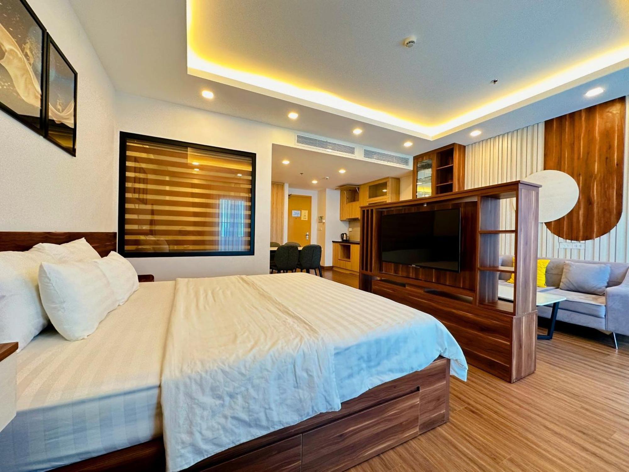 Flc Sea Tower Quy Nhon Seaview Condotel Exterior photo